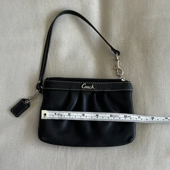Coach Leather Wristlet Black - Picture 4 of 5